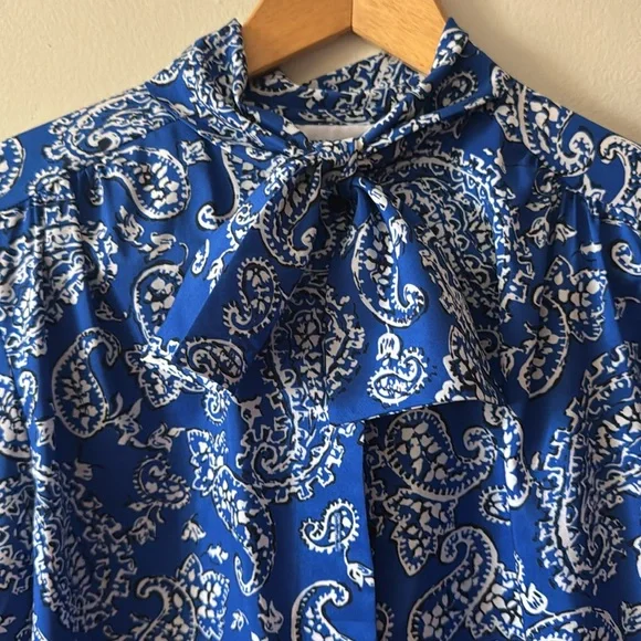 💙🦋💫🍭Royal Blue Long Sleeve Blouse with Tie Front - Picture 3 of 6